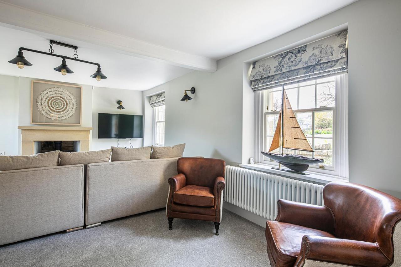 The Belle - A Lovingly Converted Grade Ii Listed From In *
