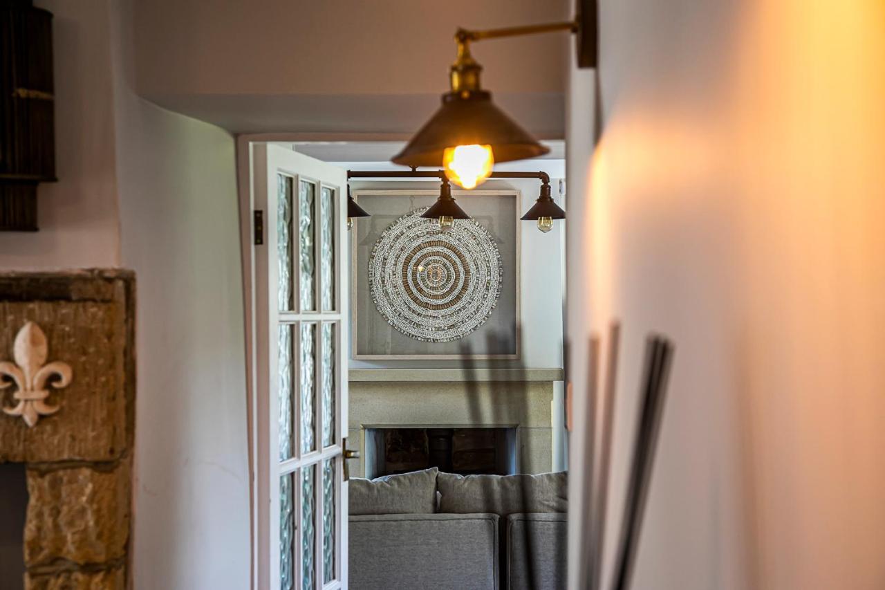 The Belle - A Lovingly Converted Grade Ii Listed From In Bakewell
